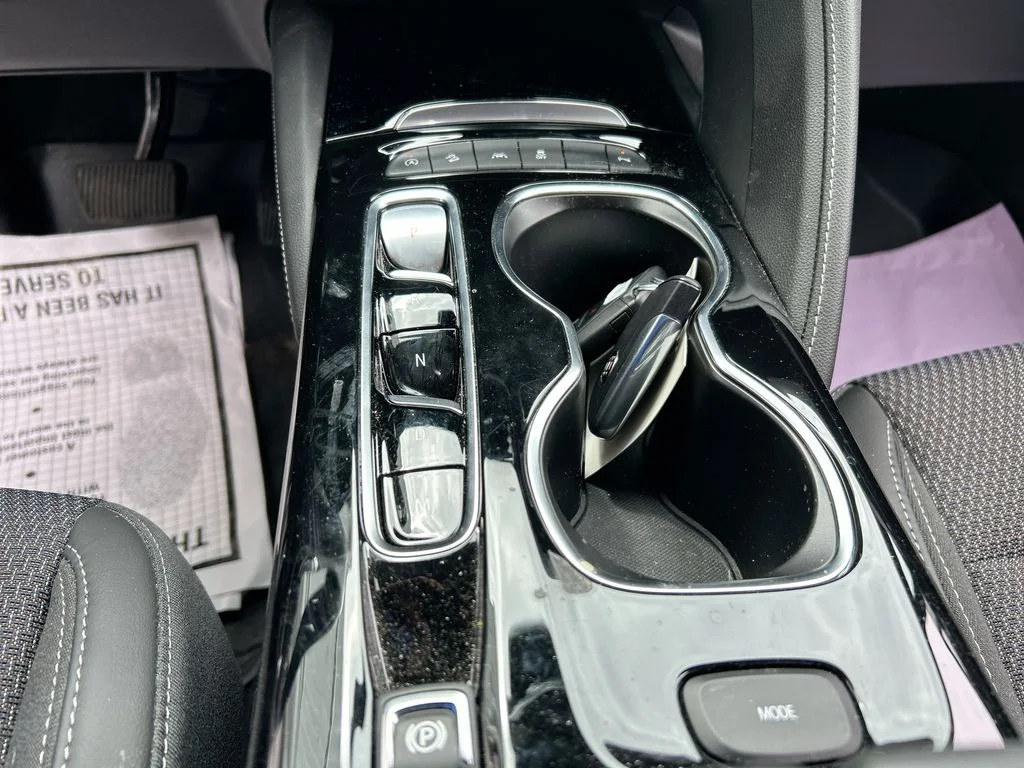 Used 2023 White Buick Preferred image 19