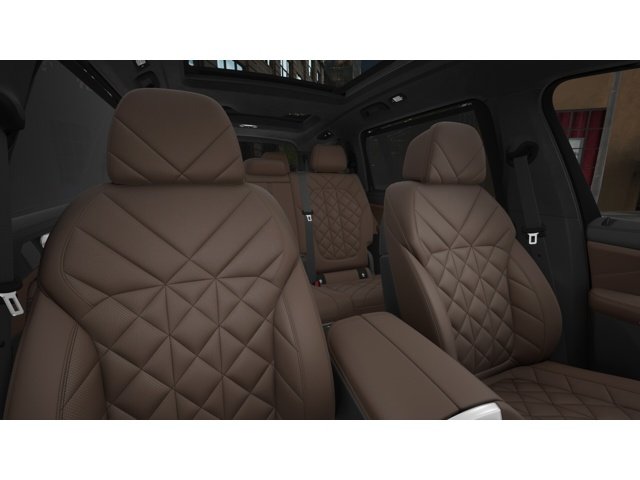 New 2027 Sparkling Copper Metallic BMW  image 11