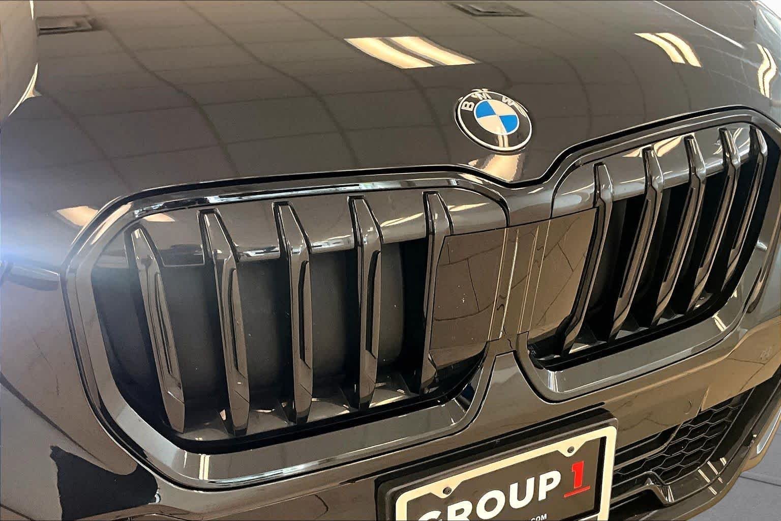 Used 2024 Black Sapphire Metallic BMW xDrive28i image 28
