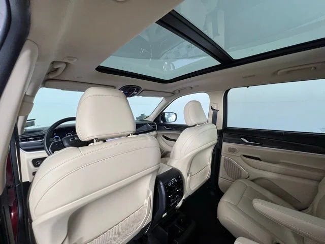 Used 2022 Red Jeep Limited image 15