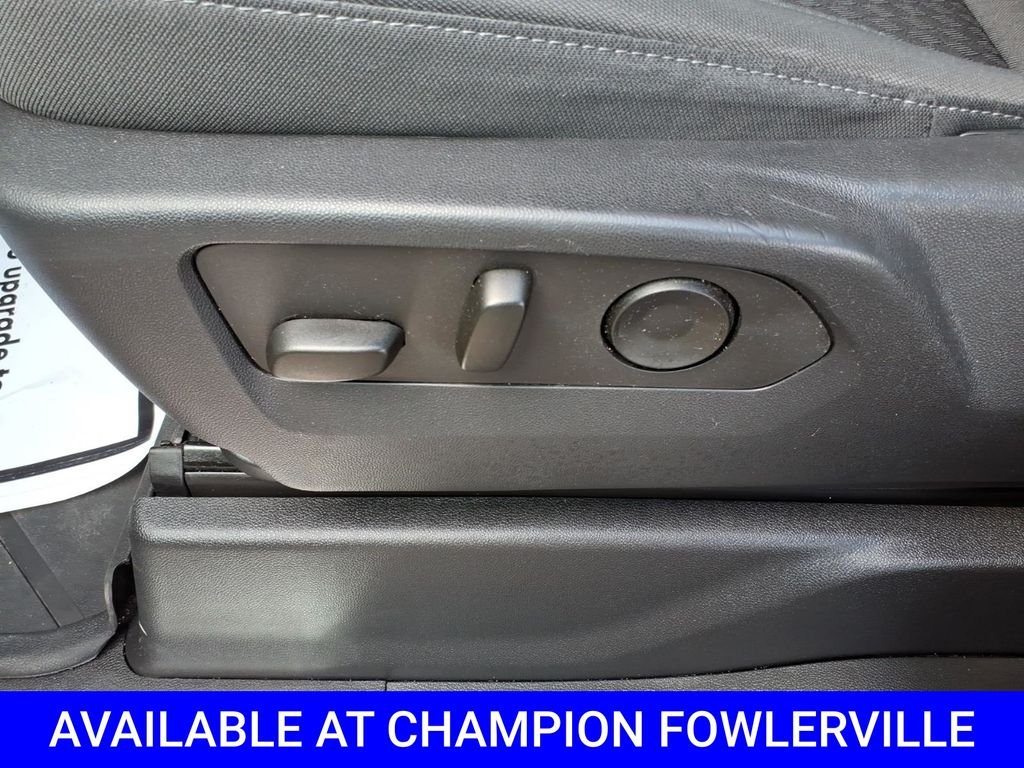 Used 2022 Blue Chevrolet LT image 15