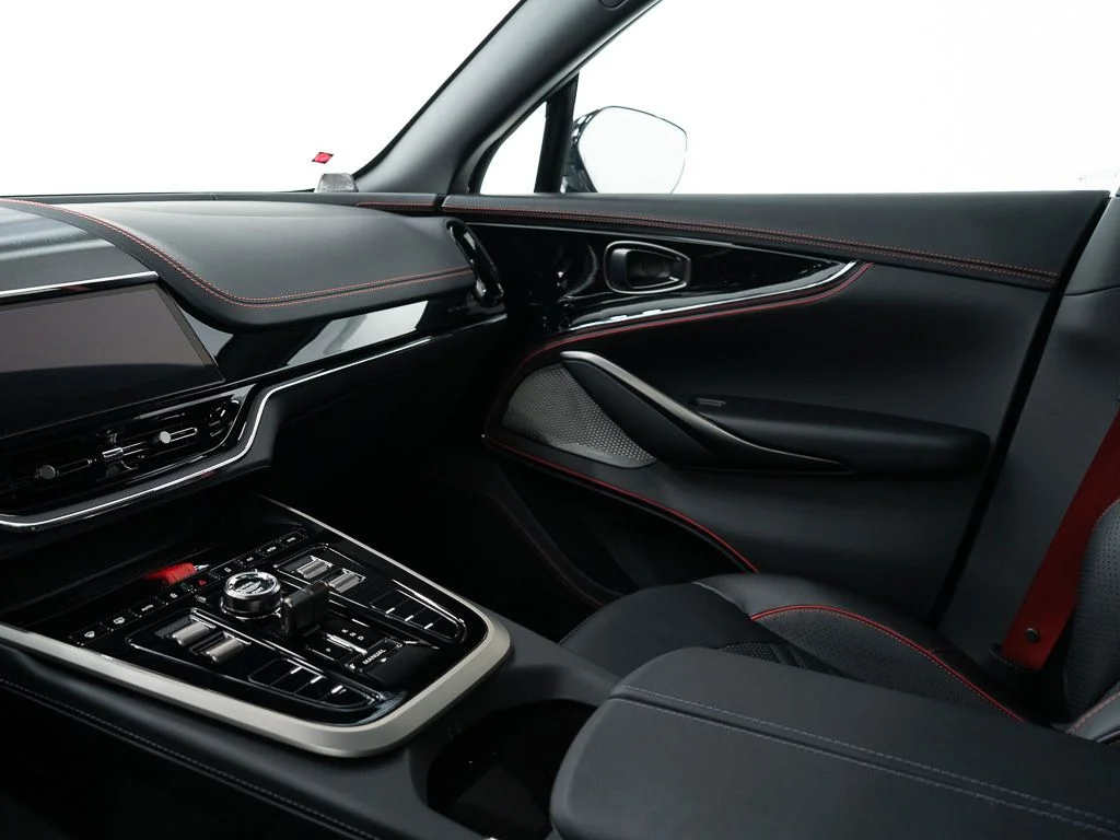 New 2026 Magnetic Silver Aston Martin S image 29
