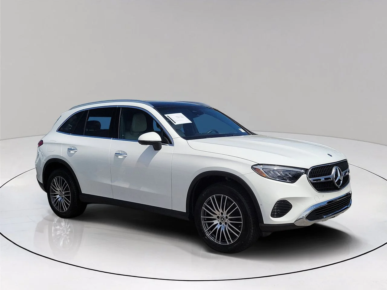 Used 2026 White Mercedes-Benz GLC 300 image 3