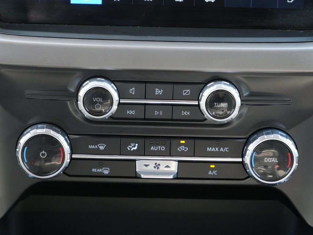 Certified Used 2024 Black Ford XLT image 18