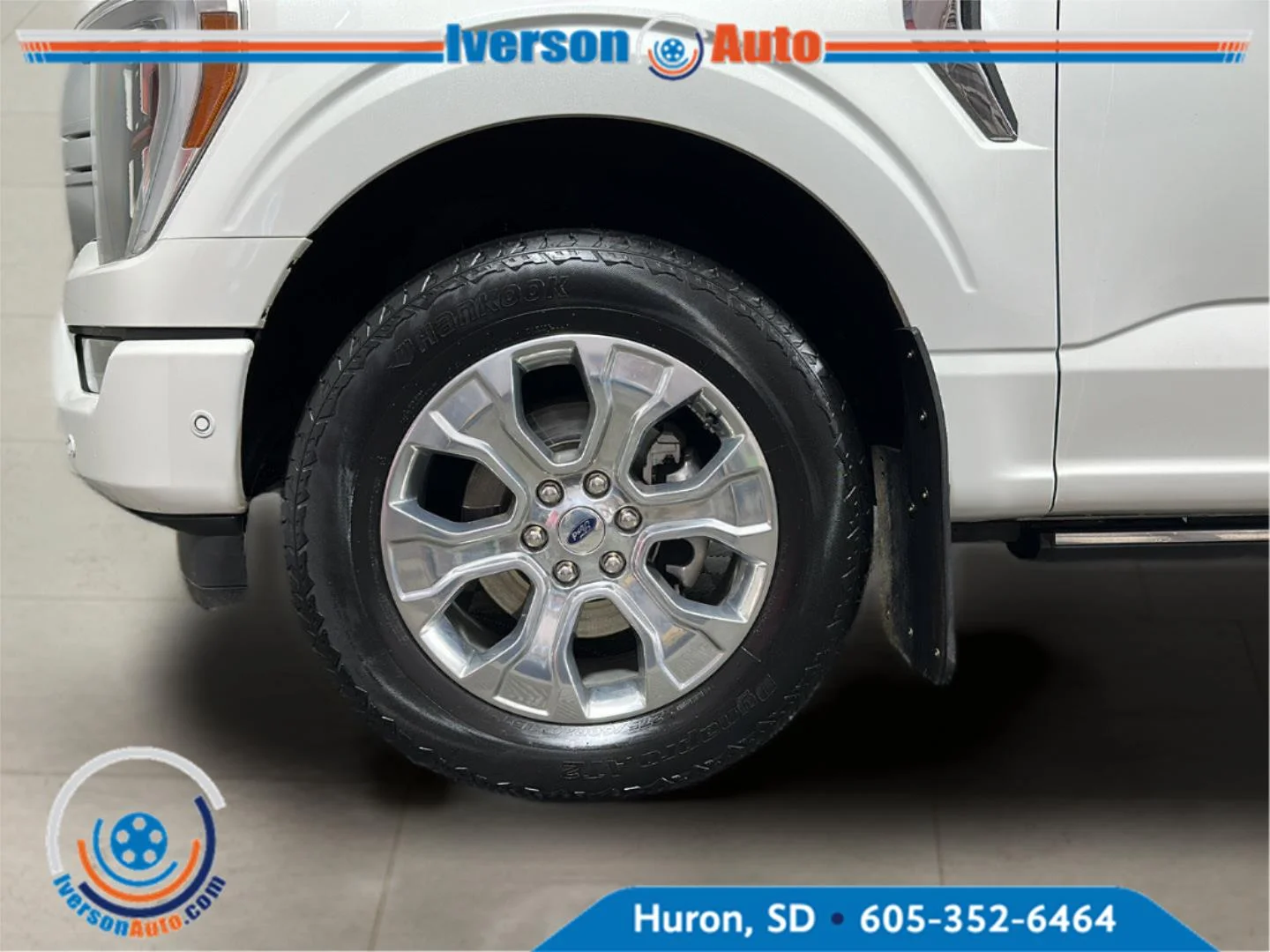 Used 2022 Star White Metallic Tri-Coat Ford Platinum image 6