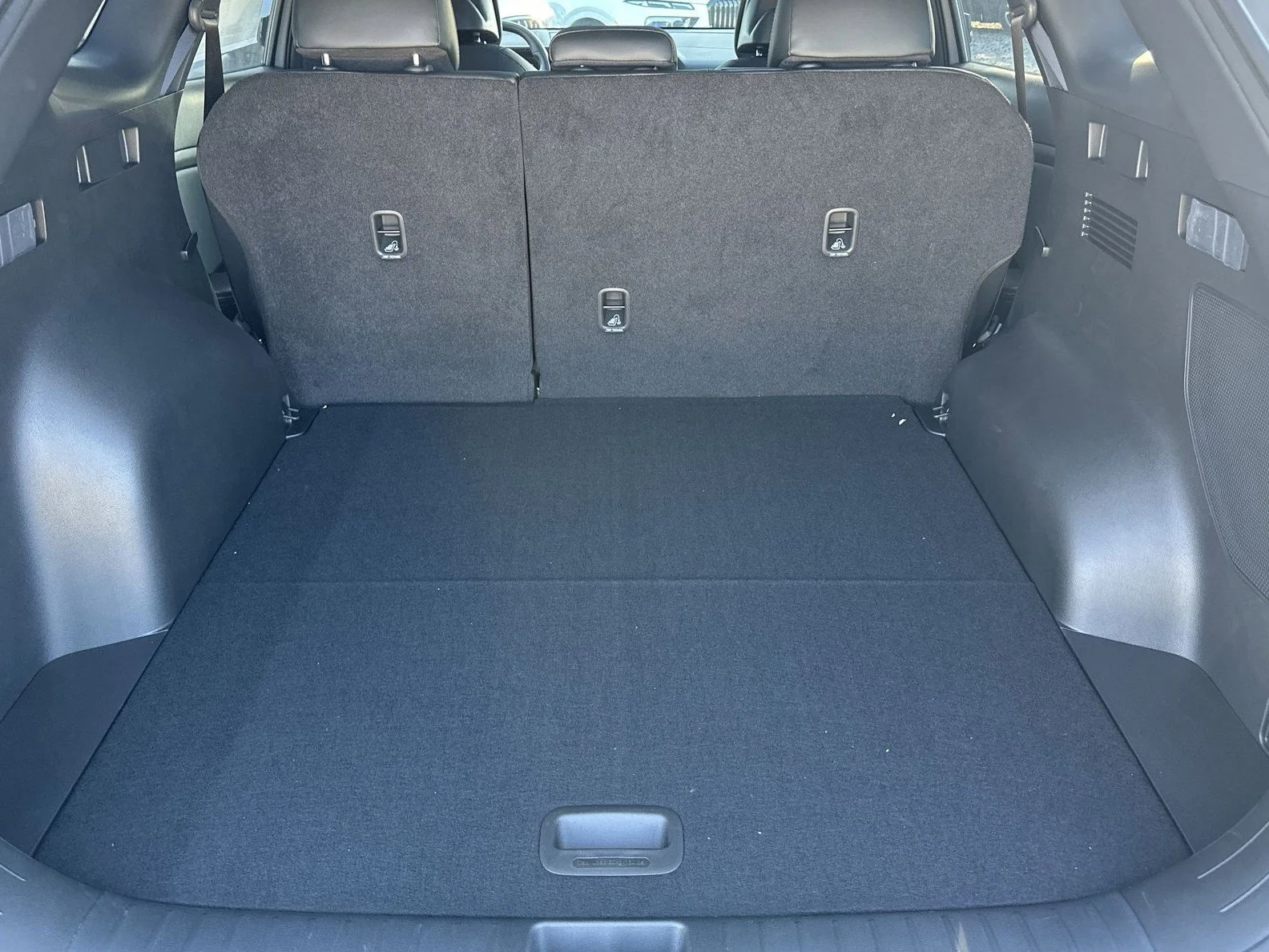 New 2026 Wolf Gray Kia X-Pro Prestige image 21