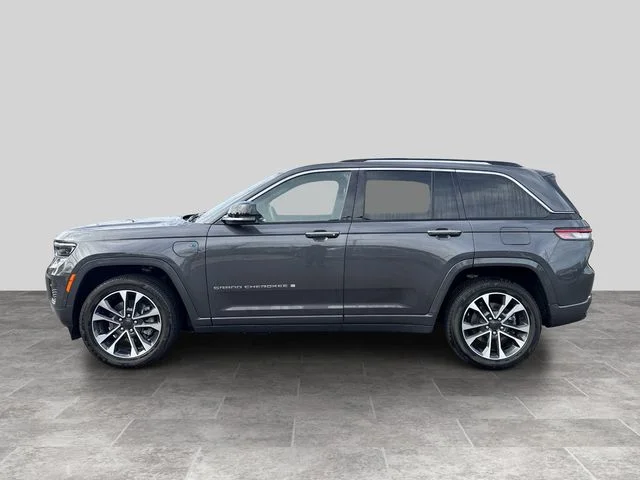 Used 2023 Gray Jeep Overland 4xe image 23