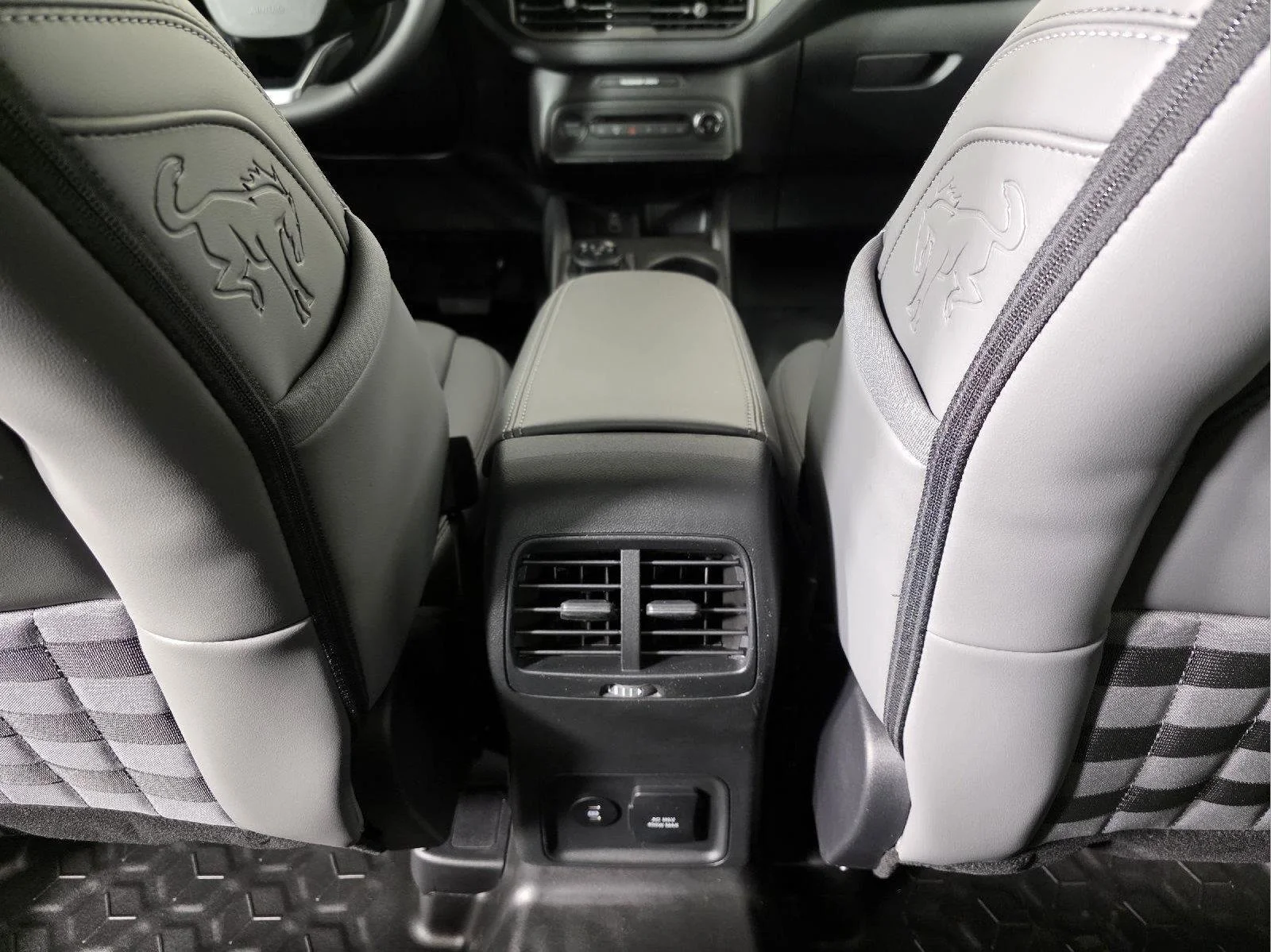 Used 2026 Carbonized Gray Metallic Ford Badlands image 19