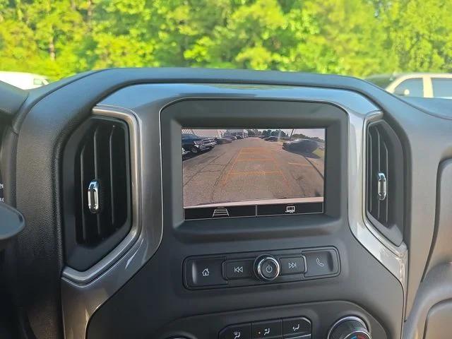 Used 2025 White Chevrolet Custom image 24