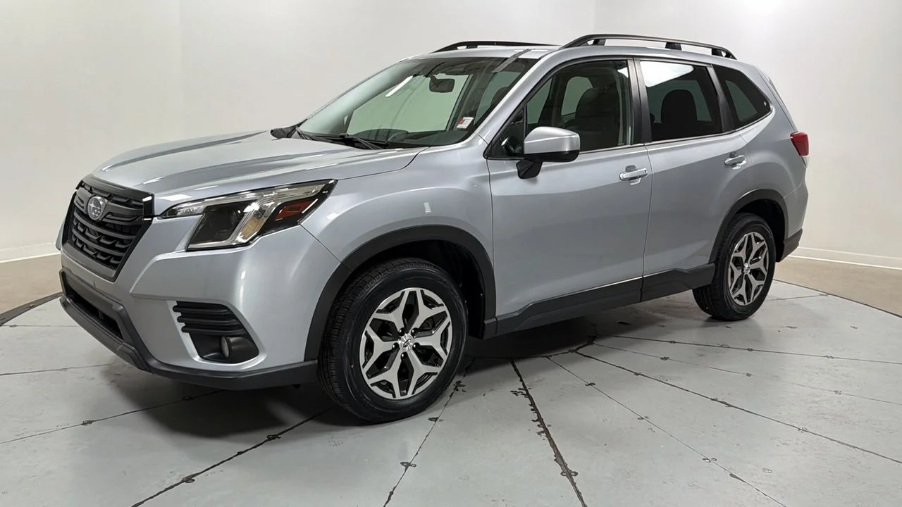 2023 Subaru Forester Premium