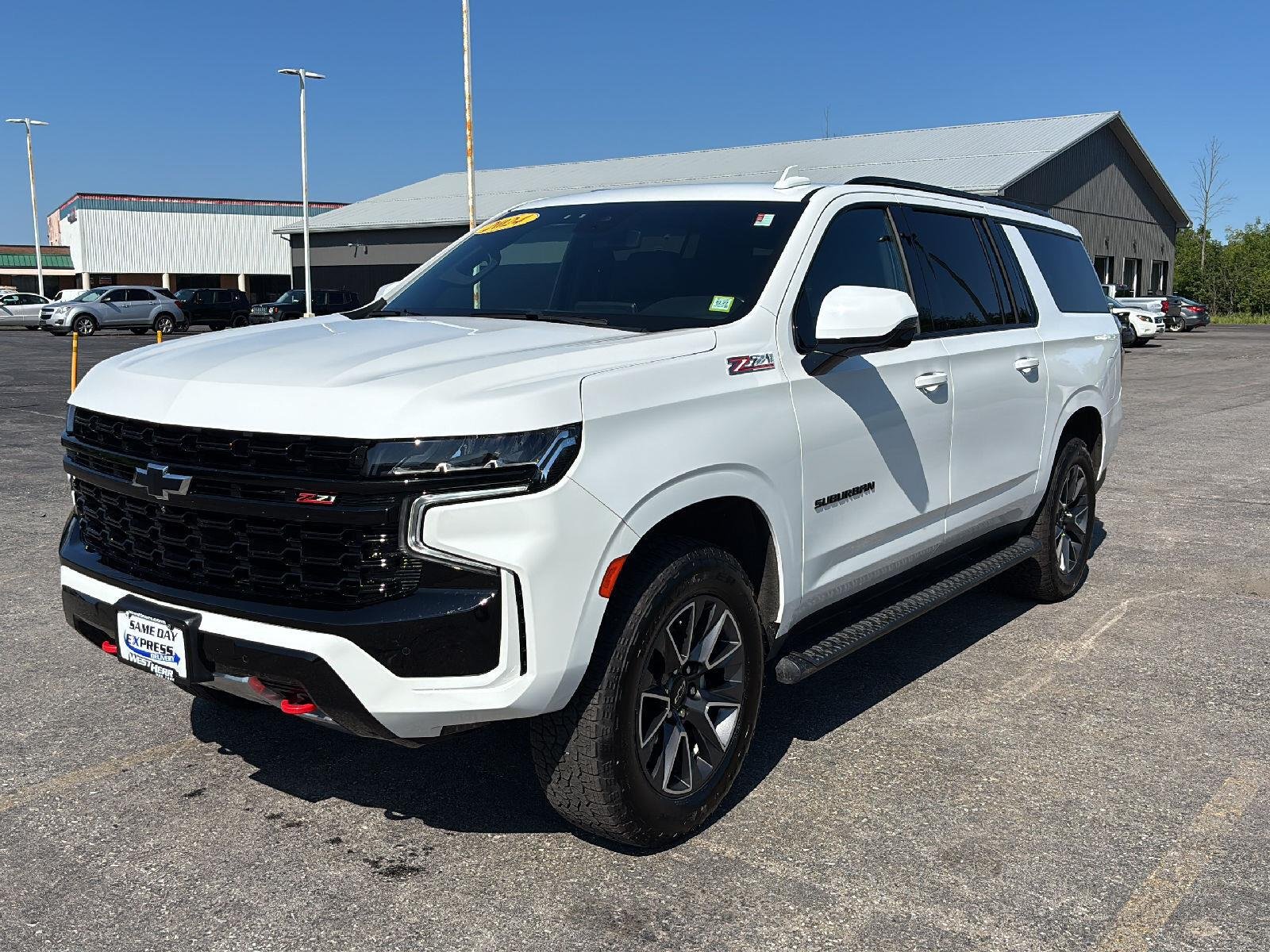 Used 2024 Summit White Chevrolet Z71 image 3