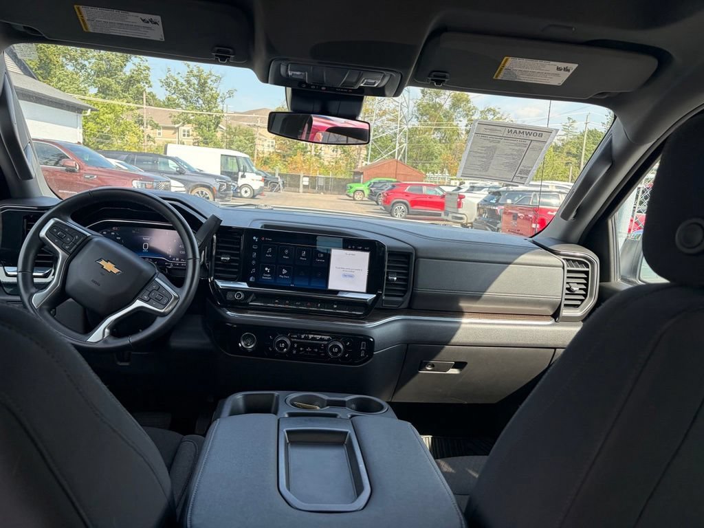 2024 Chevrolet Silverado 1500 LT - Photo 27