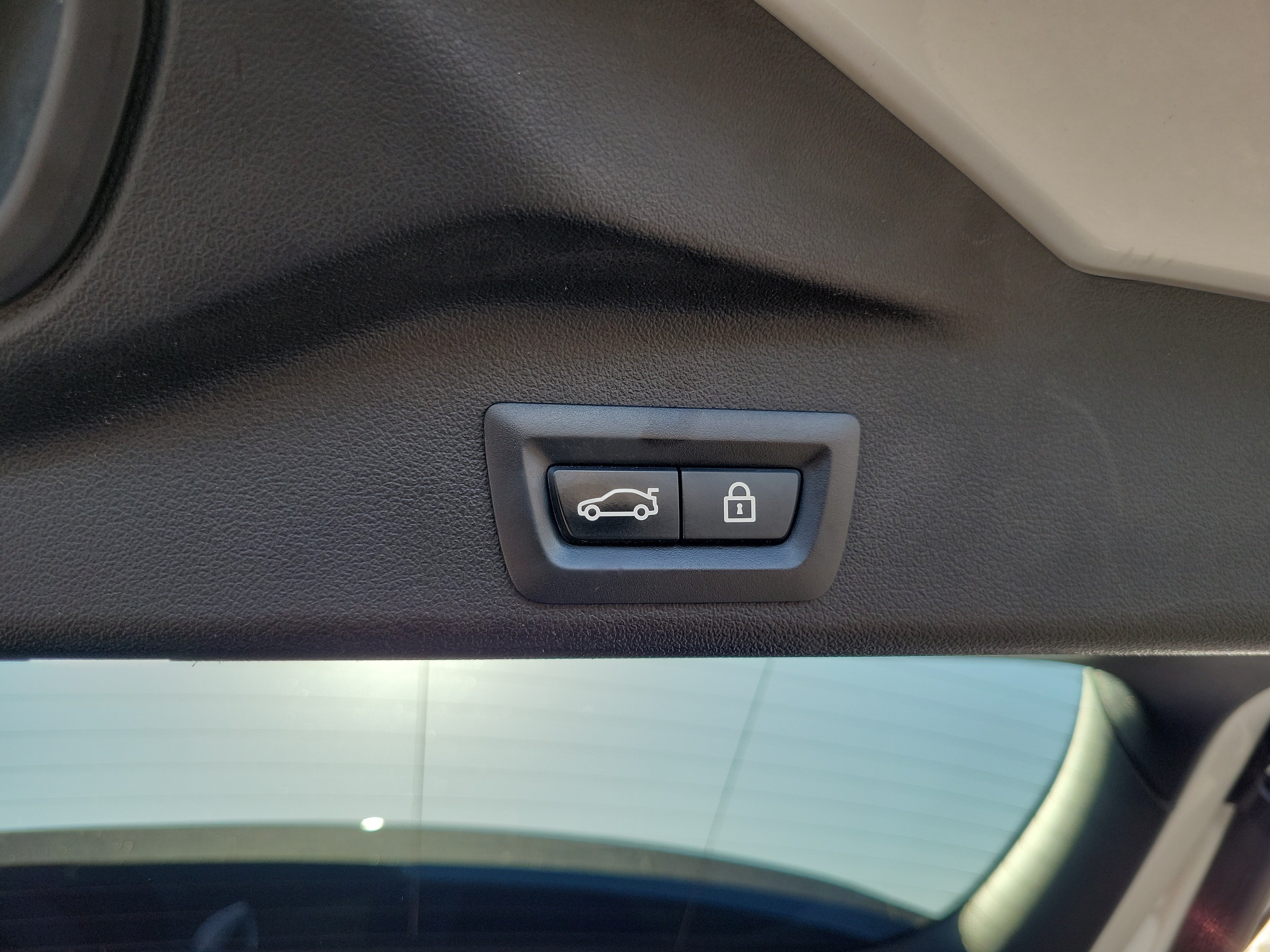 Used 2019 Alpine White BMW xDrive40i image 20