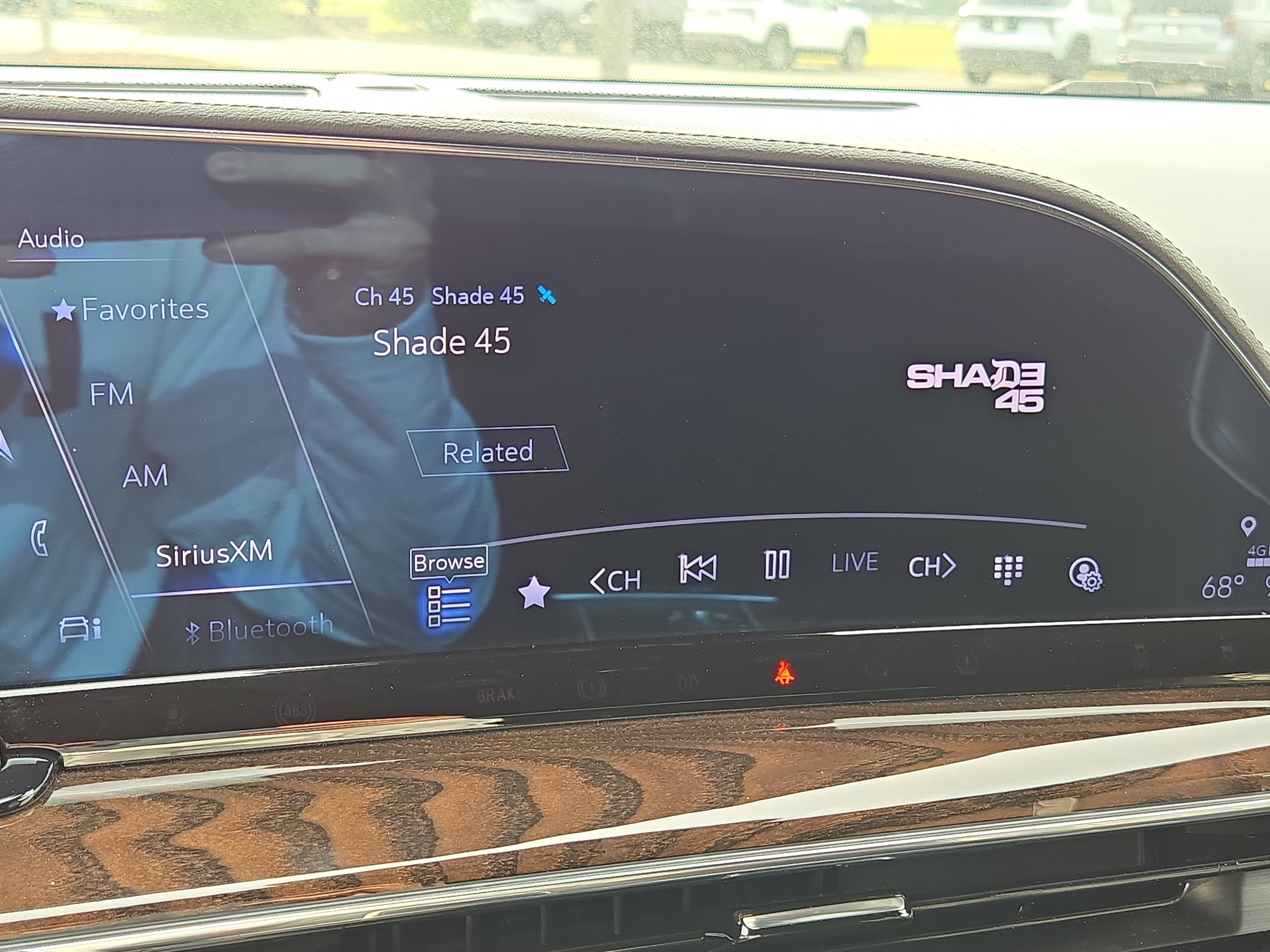 Used 2022 Crystal White Tricoat Cadillac Sport Platinum image 29