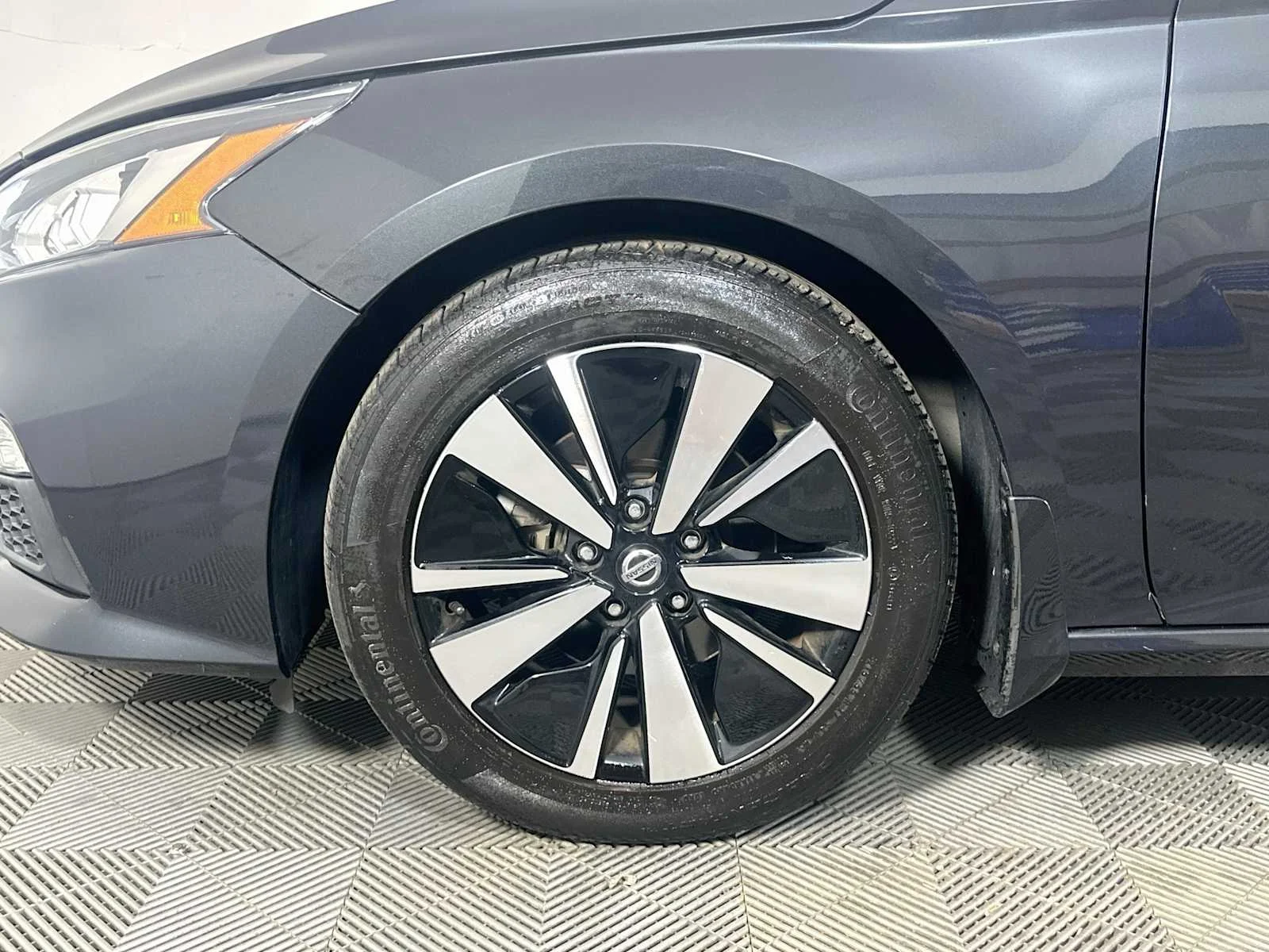 Used 2022 Storm Blue Metallic Nissan 2.5 SV image 29