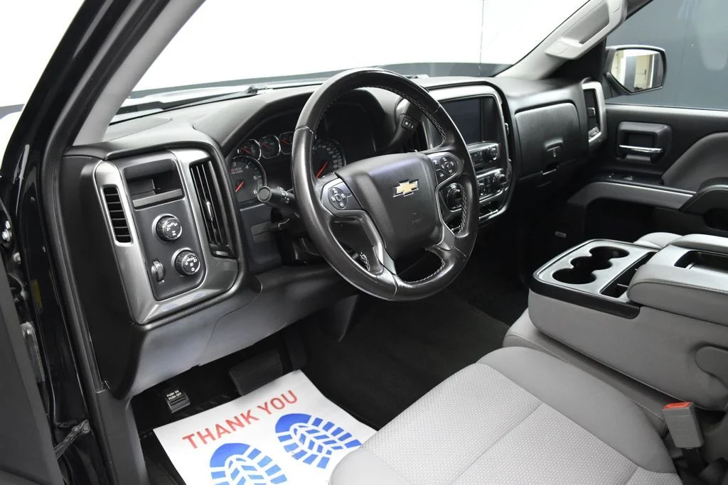 Used 2018 Black Chevrolet LT image 18