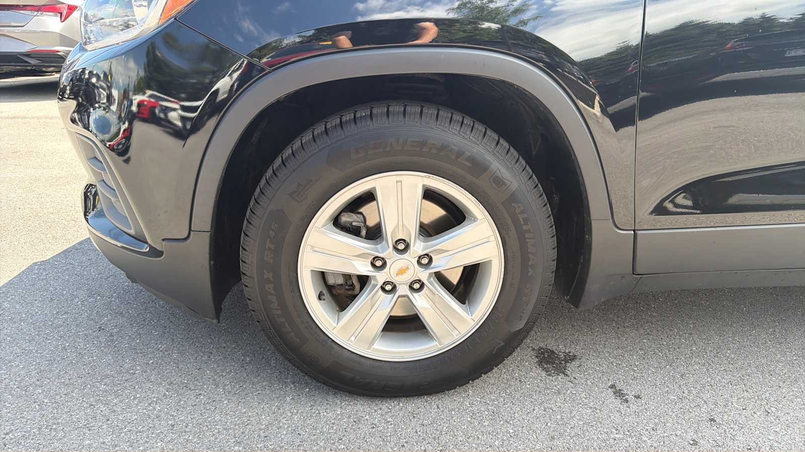 Used 2020 Mosaic Black Metallic Chevrolet LT image 6