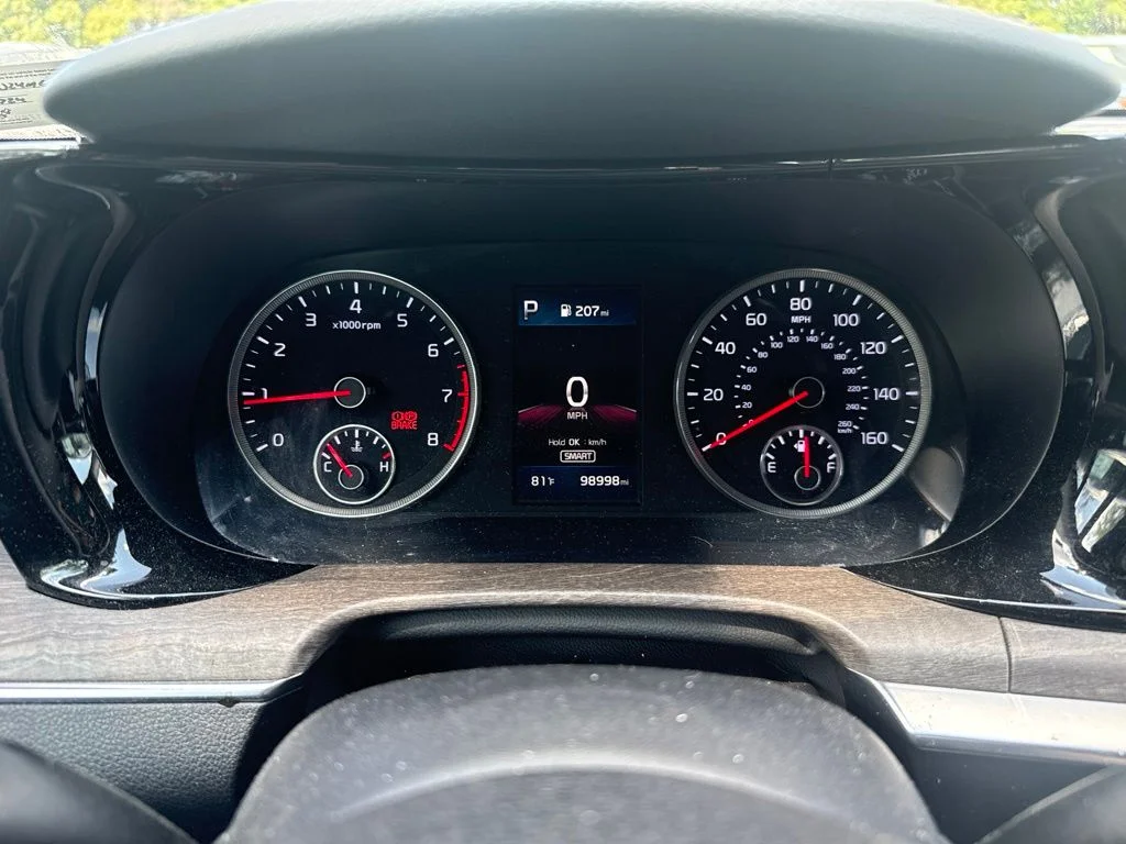 Used 2021 Silver Kia EX image 7