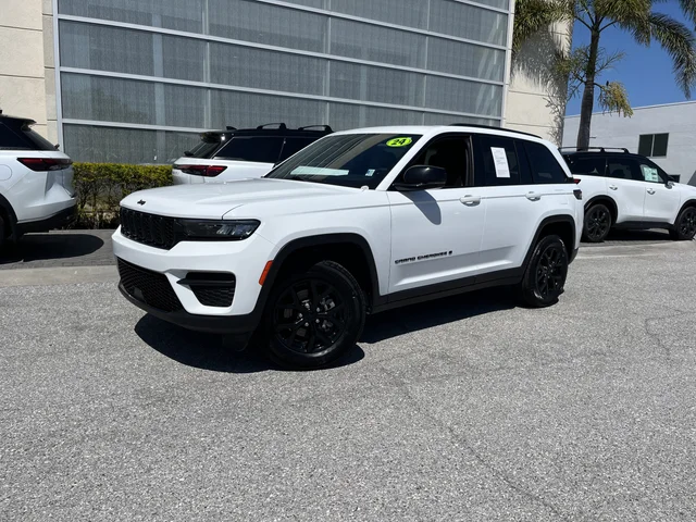 2024 Jeep Grand Cherokee Altitude
