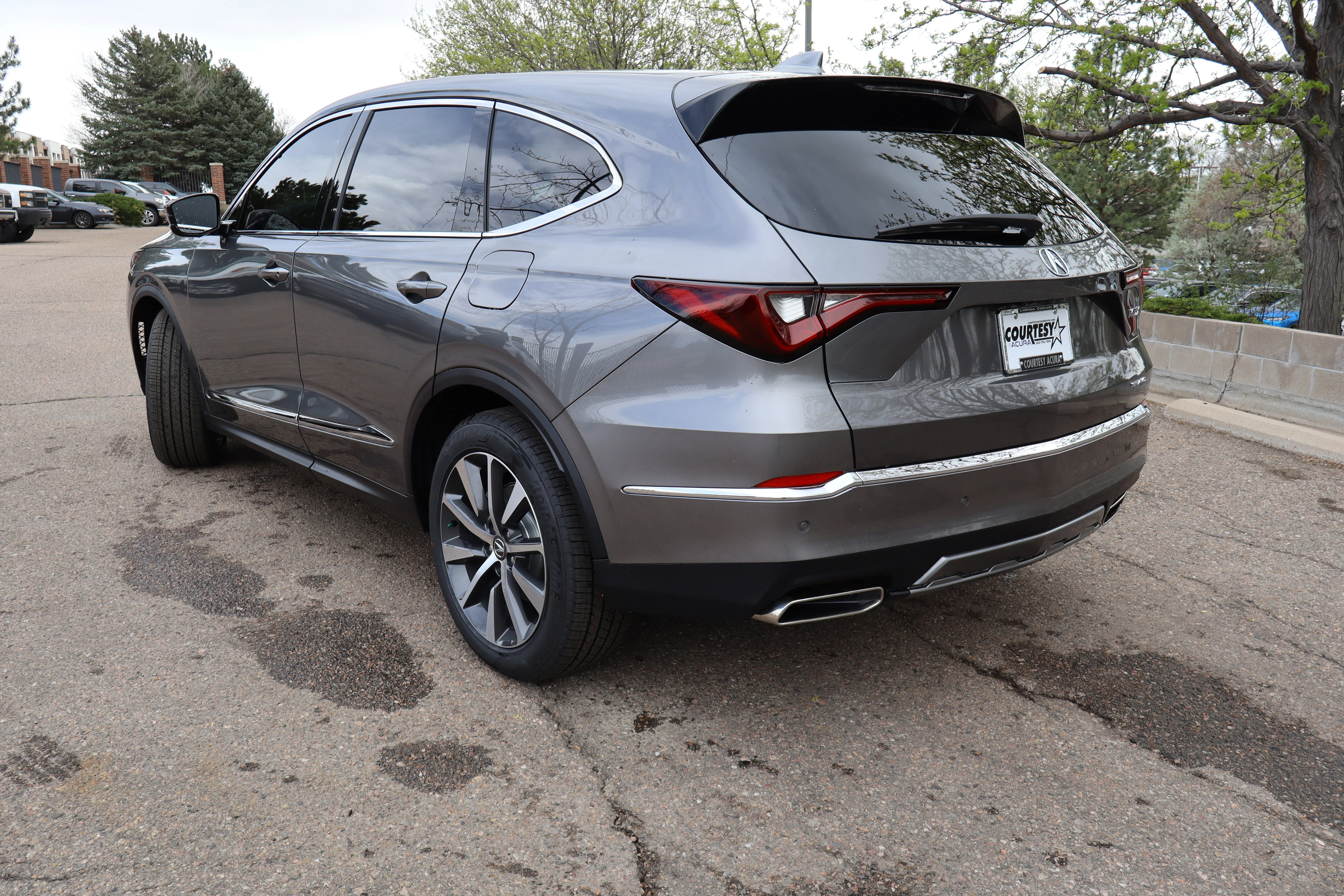 New 2026 Liquid Carbon Metallic Acura w/Technology Package image 4
