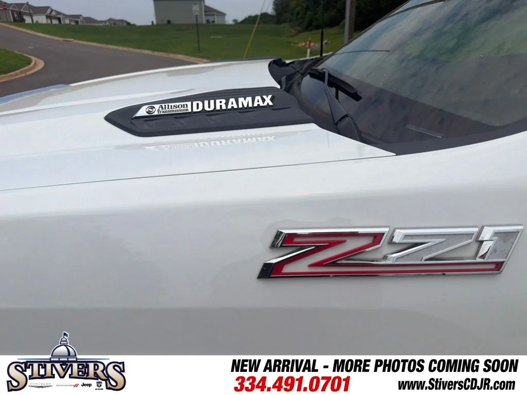 Used 2024 White Chevrolet LT image 12