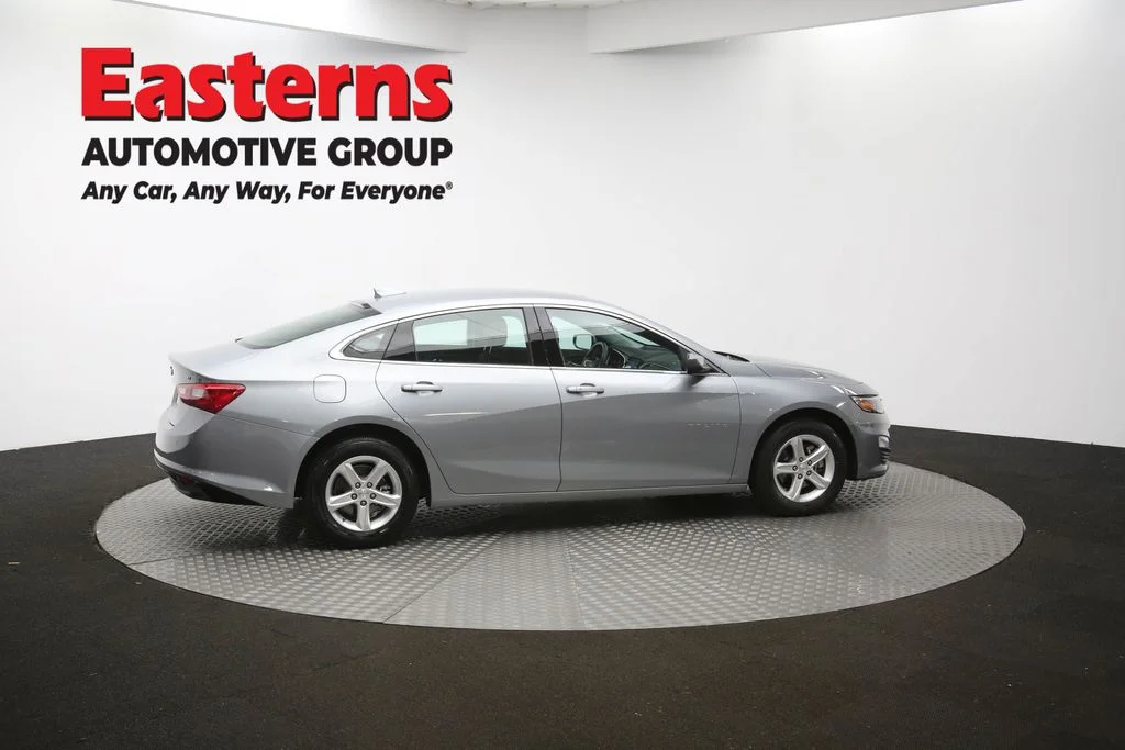 Used 2024 Gray Chevrolet LT image 41