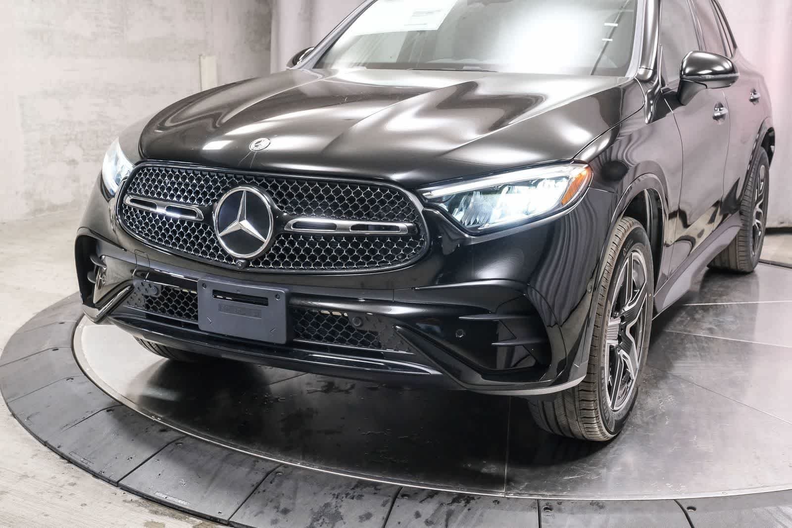 New 2026 Black Mercedes-Benz GLC 300 image 52