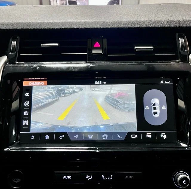 Used 2017 Black Land Rover First Edition image 17
