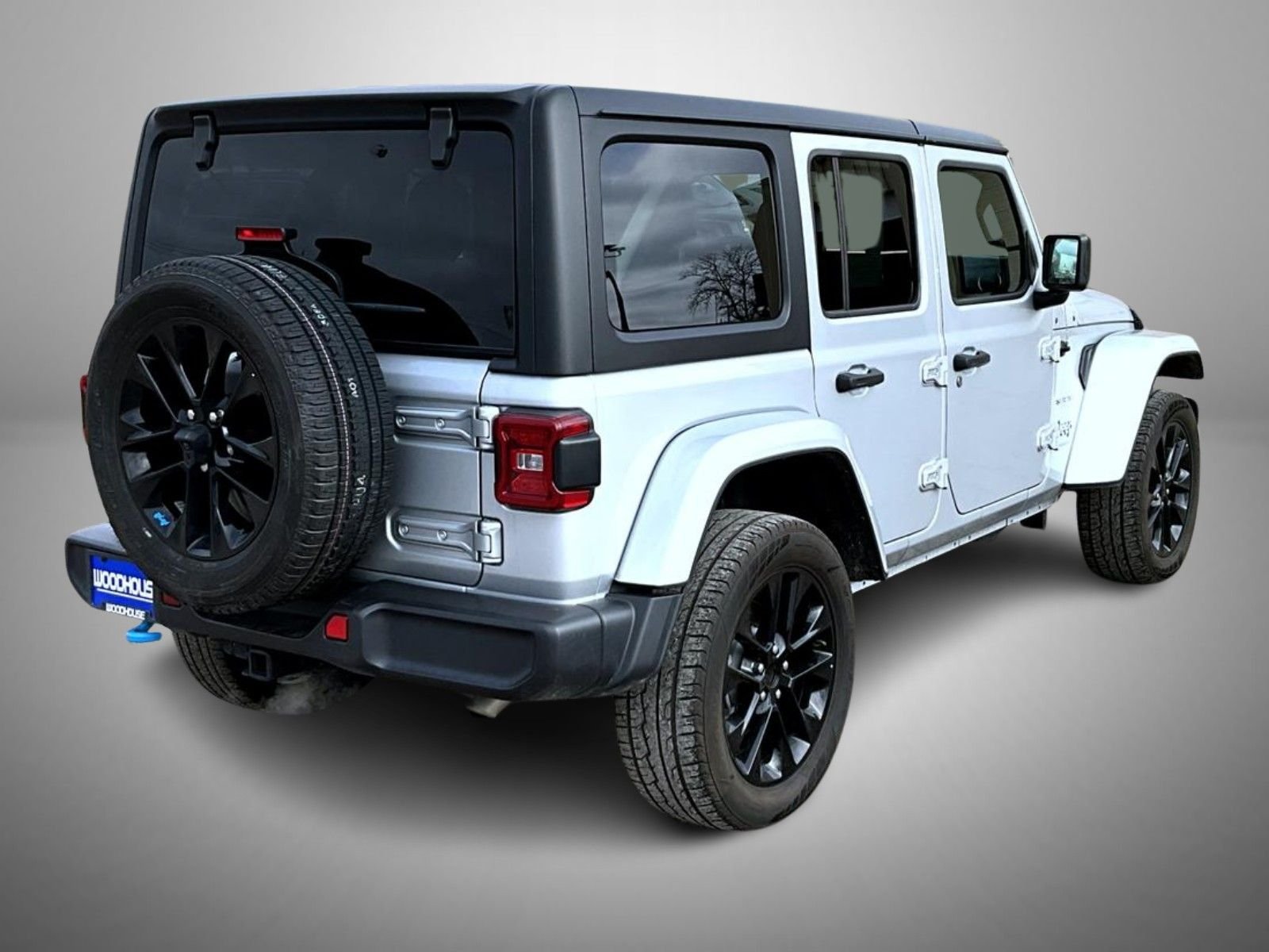 Used 2023 Silver Jeep Sahara 4xe image 5