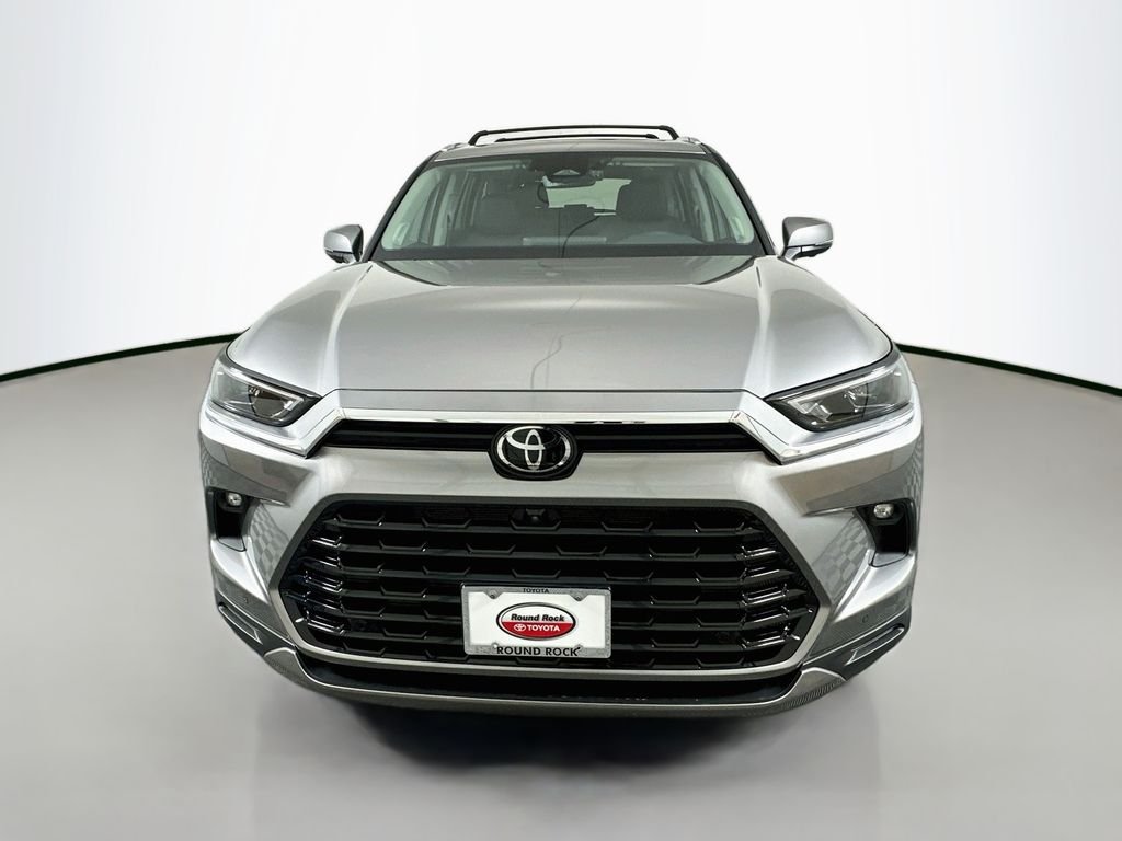 Used 2026  Toyota Limited image 2