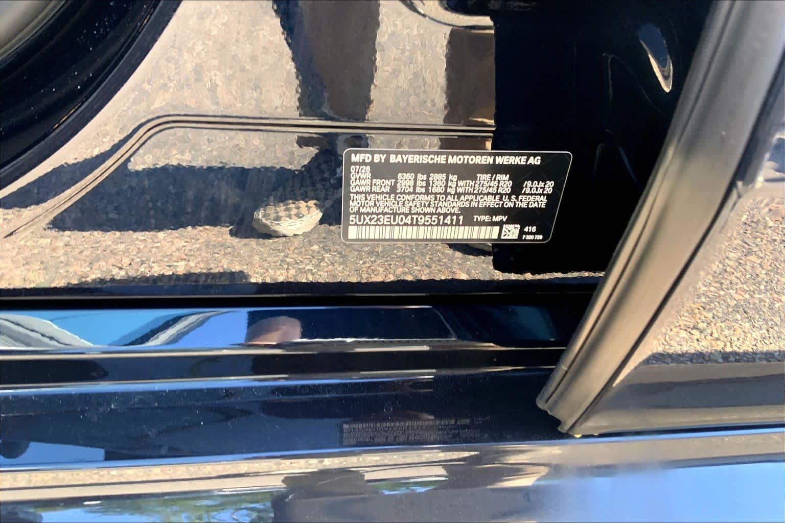 New 2026 Carbon Black Metallic BMW xDrive40i image 18