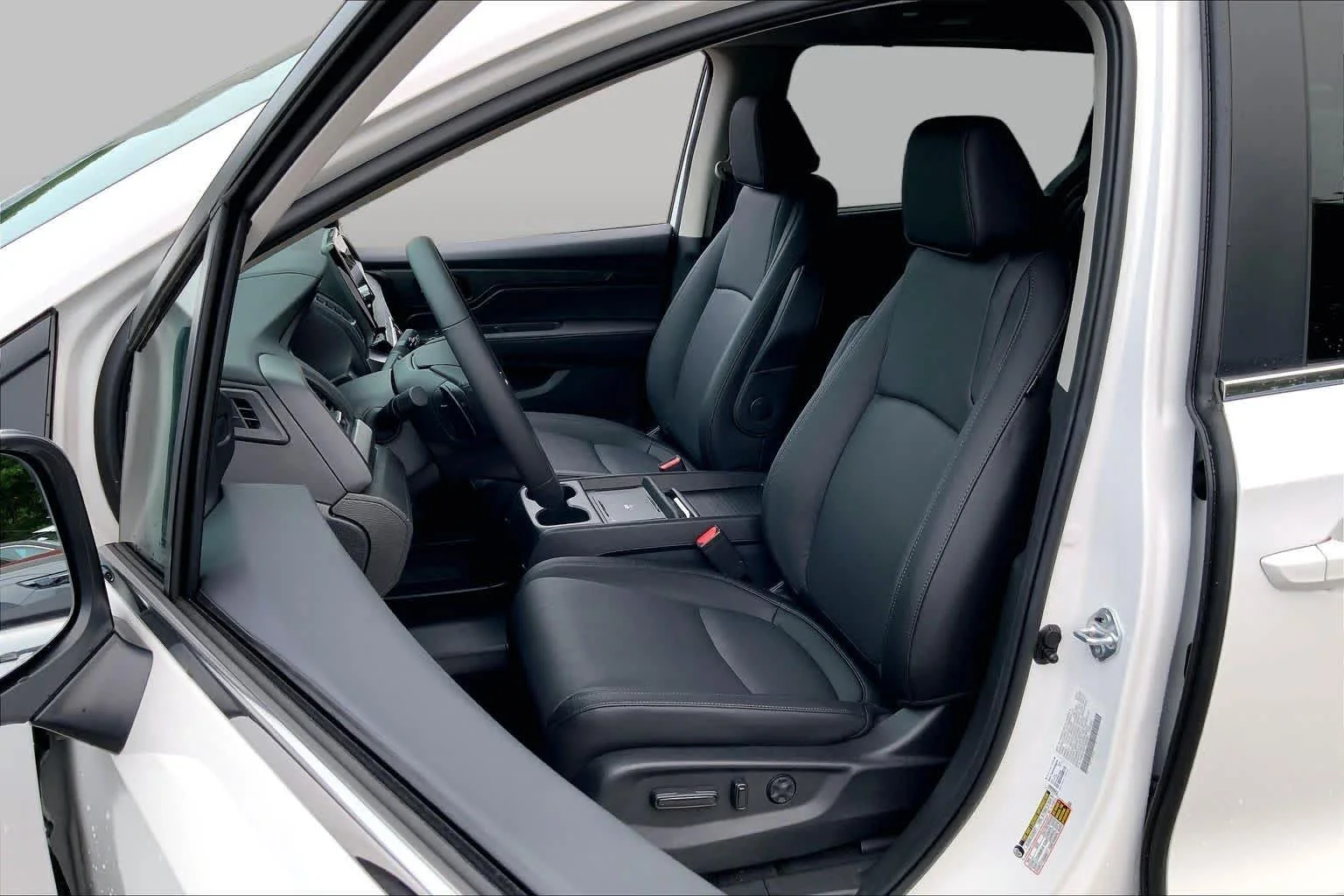 New 2026 Platinum White Pearl Honda EX-L image 13
