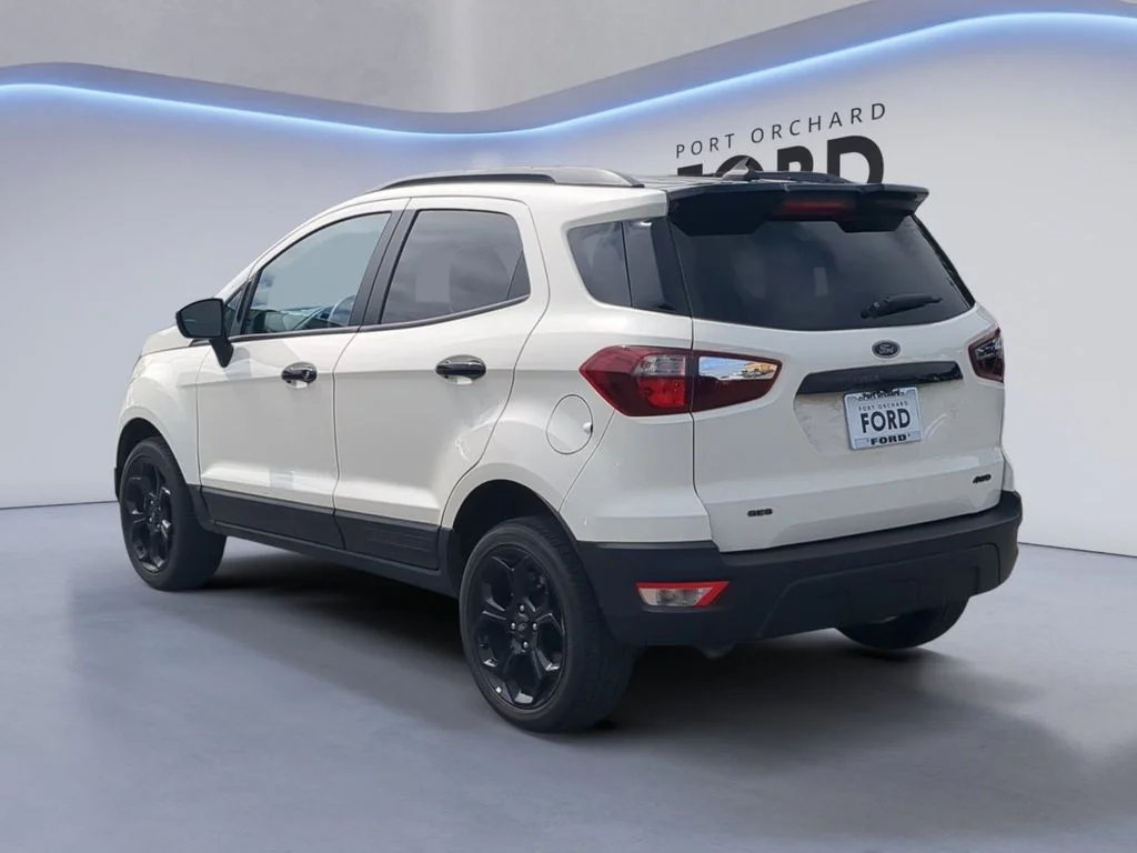 Used 2021 White Ford SES image 5