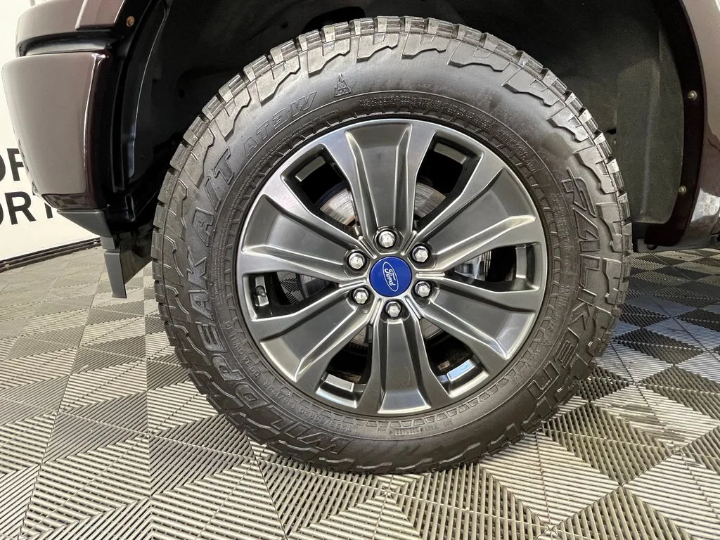 Used 2018 Red Ford XLT image 15
