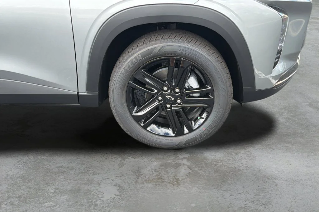 New 2026 Sterling Gray Metallic Chevrolet ACTIV image 9