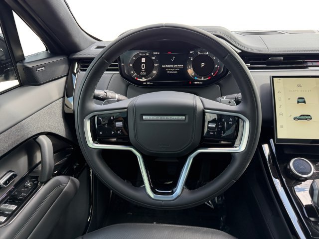 Used 2023 Giola Green Metallic Land Rover SE image 13