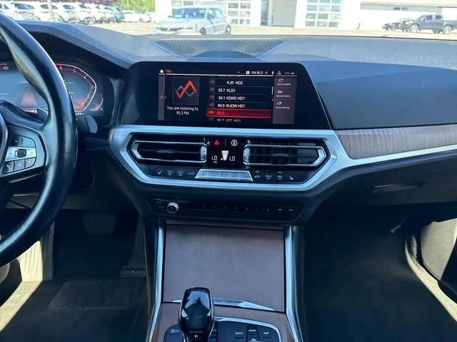 Used 2019 Black Sapphire Metallic BMW 330i image 22