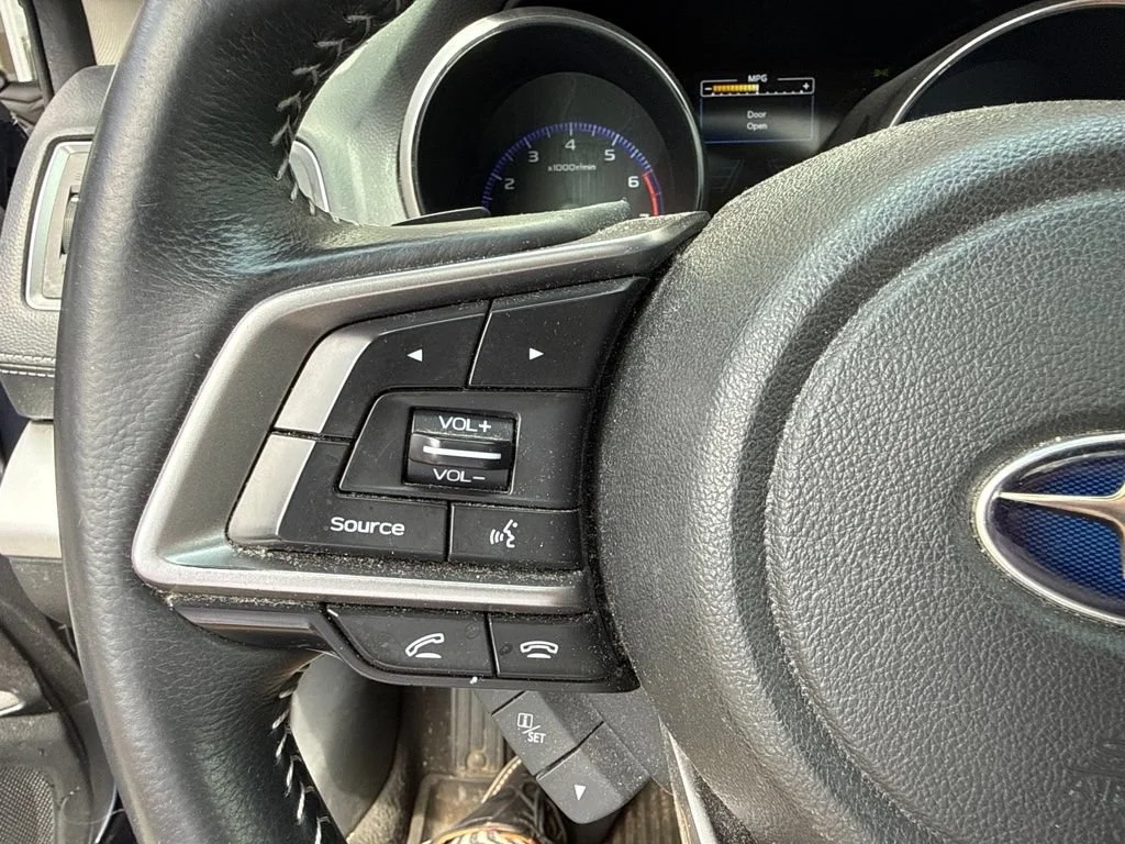 Used 2018 Twilight Blue Metallic Subaru 2.5i Premium image 27