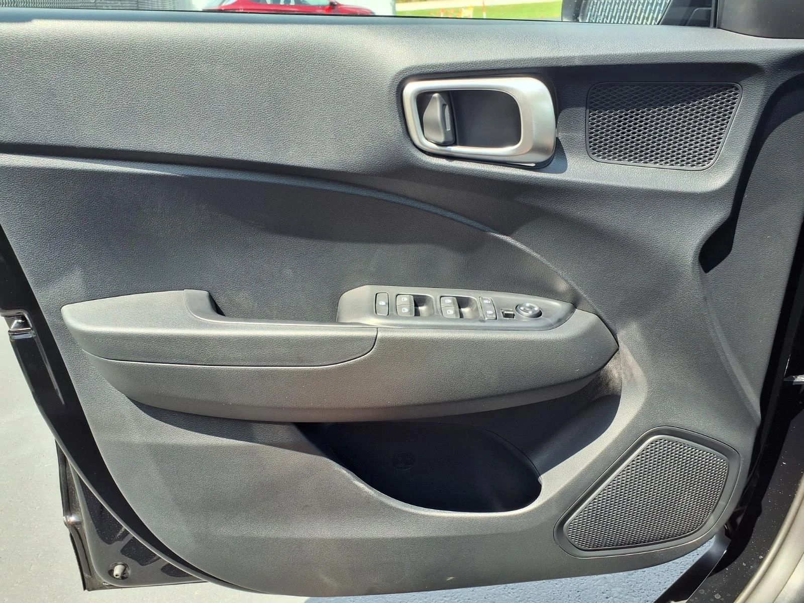 New 2026 Onyx Black Hyundai SEL image 11