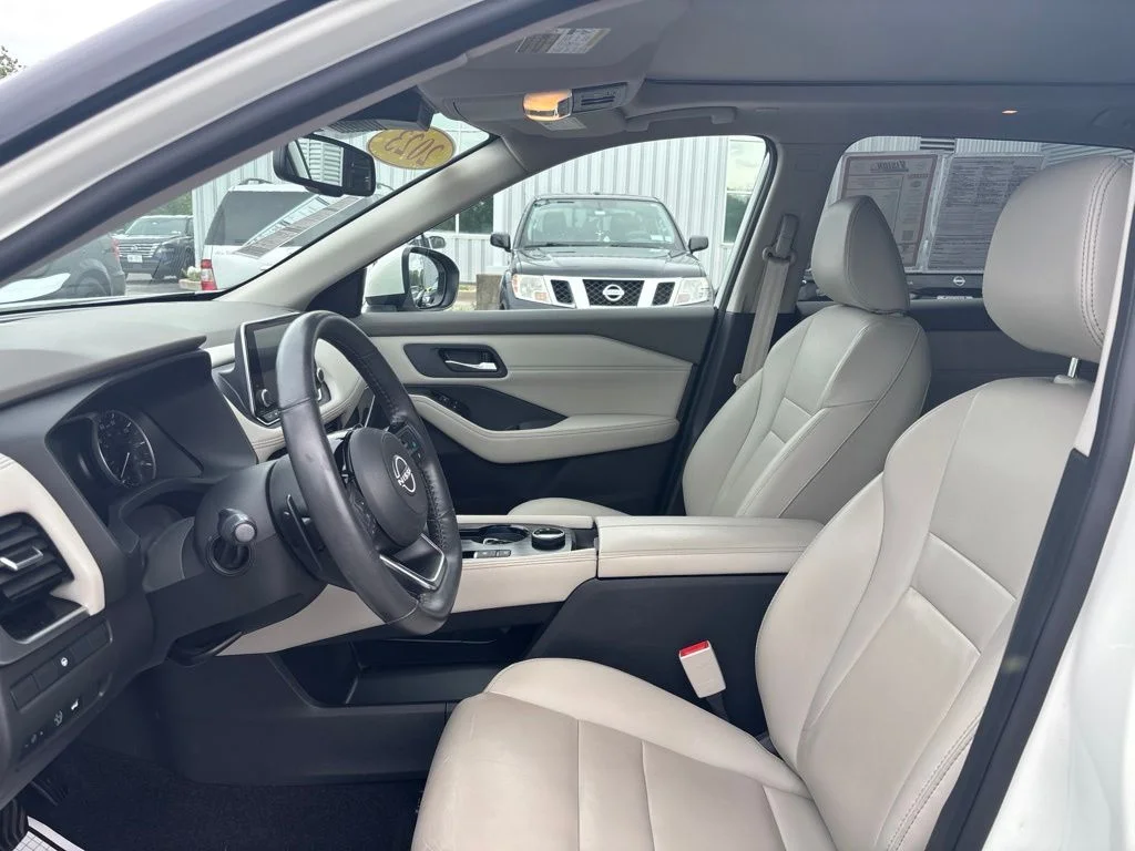 Certified Used 2023 White Nissan SL image 19