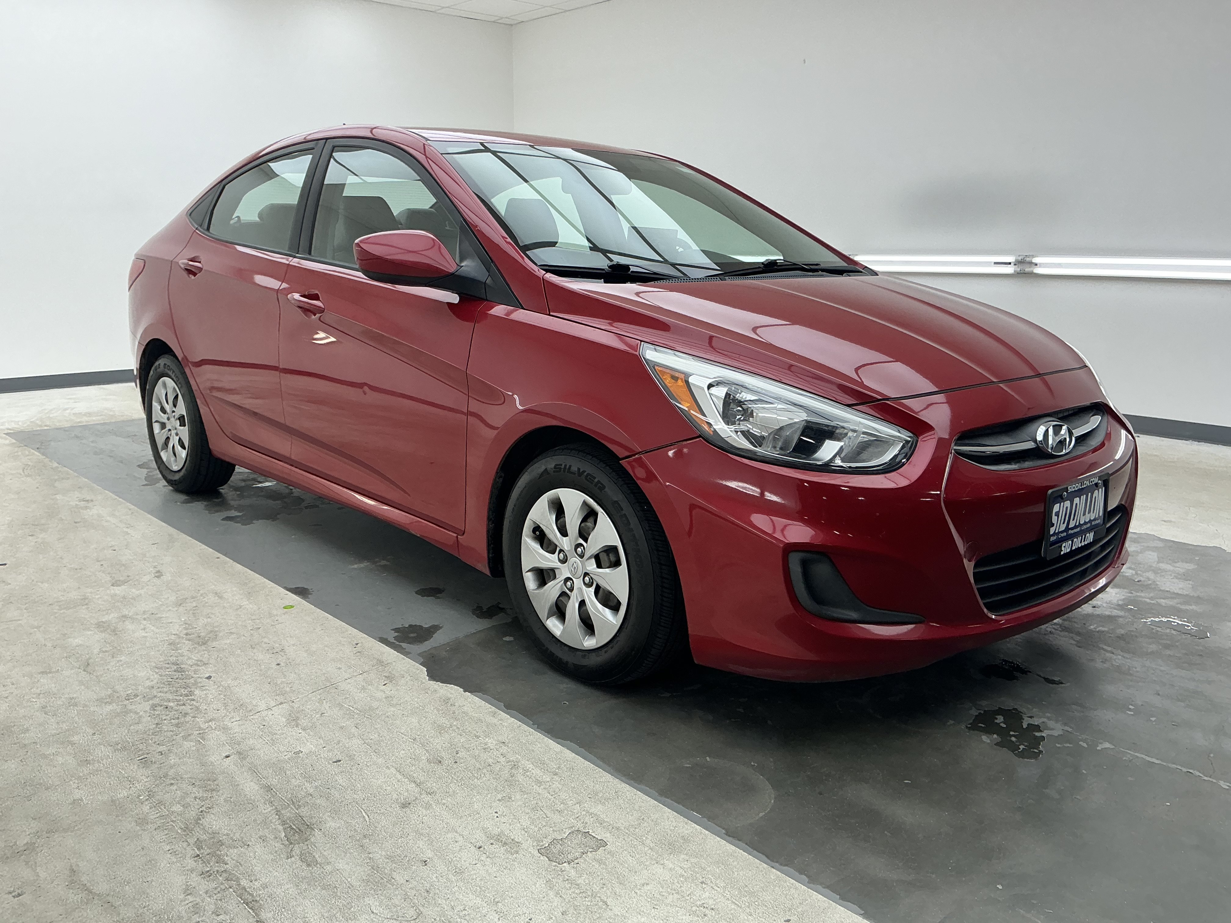 Used 2017 Boston Red Metallic Hyundai SE image 3