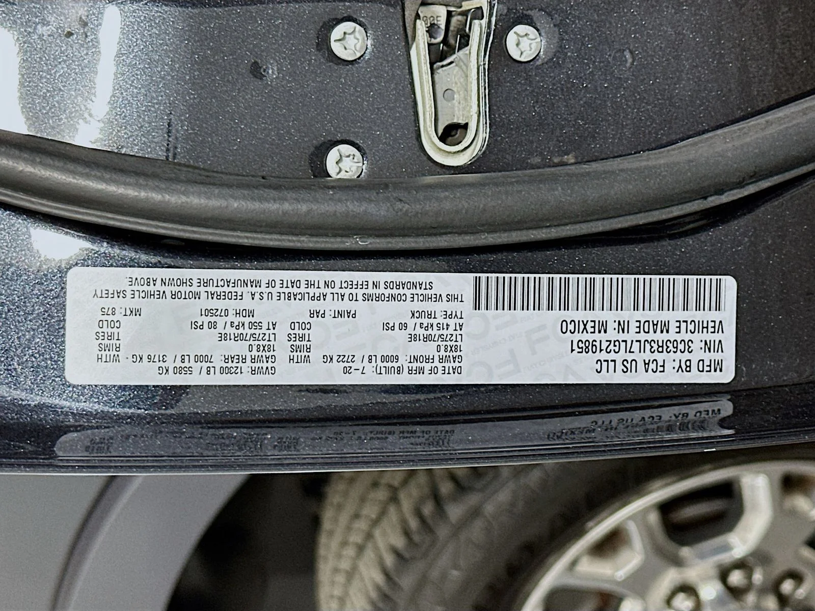 Used 2020 Maximum Steel Metallic Clearcoat Ram Laramie image 35
