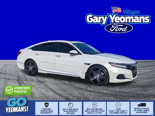 Certified Used 2022 White Honda Touring 2.0T image 1