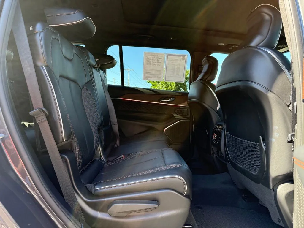 Used 2025 Gray Jeep Summit image 16