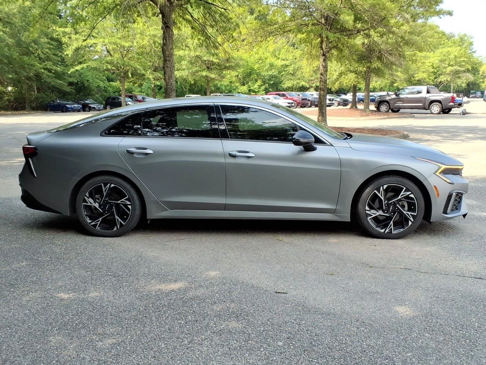 Used 2025 Steel Matte Gray Kia GT-Line image 8