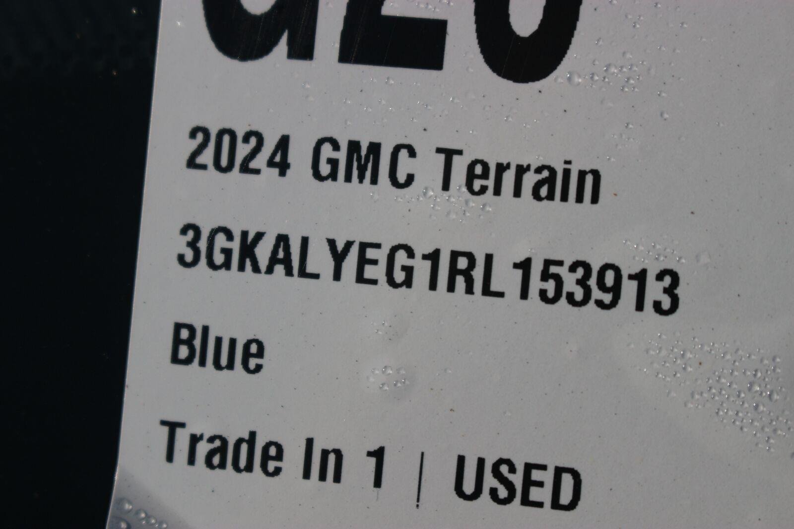 Used 2024 Riptide Metallic GMC AT4 image 43