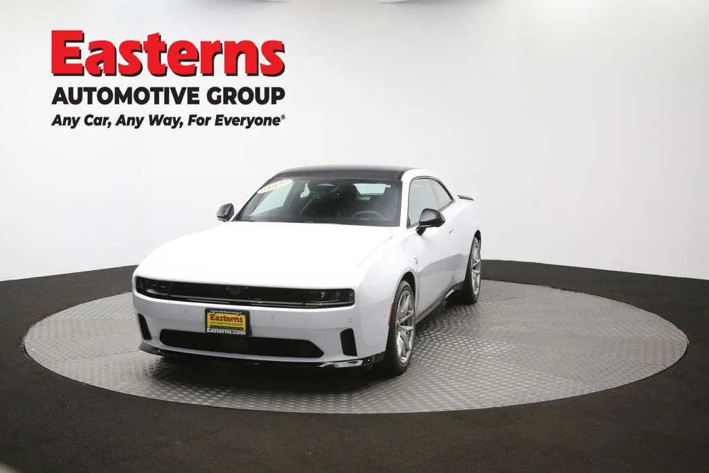 Used 2024 White Dodge R/T Scat Pack image 55