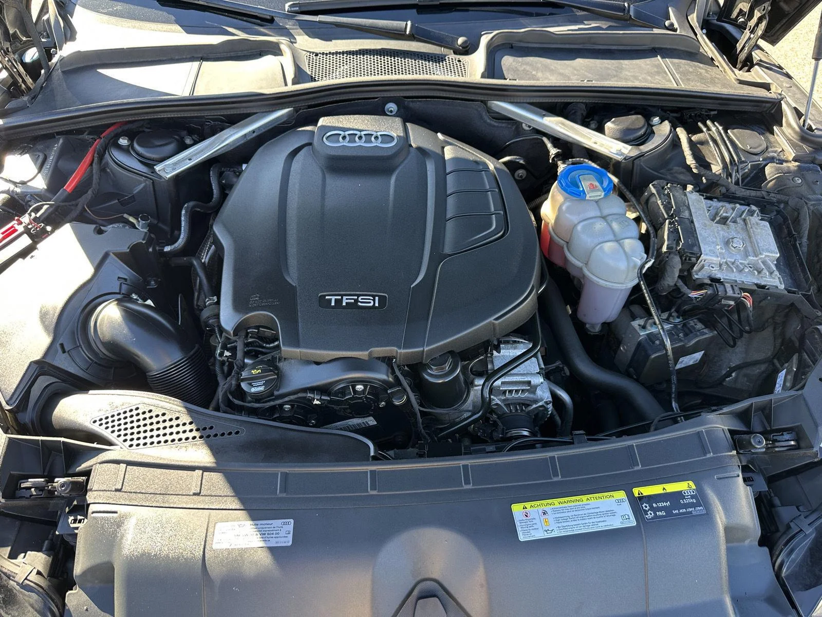 Used 2019 Mythos Black Metallic Audi Premium image 39