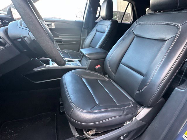 Used 2020 Blue Ford XLT image 13