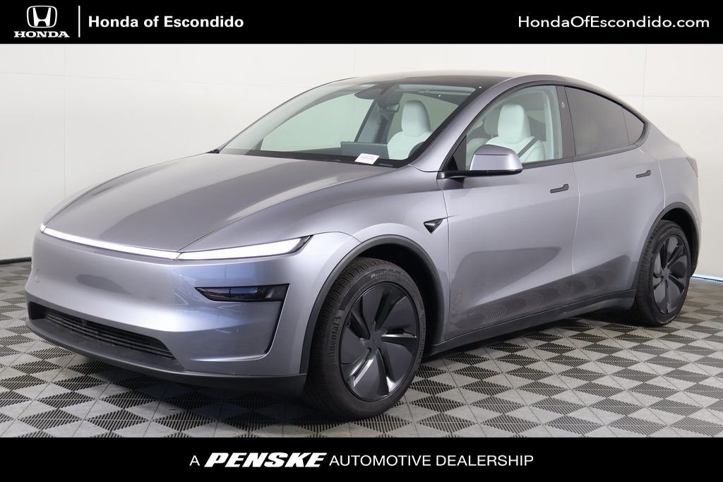 Used 2026  Tesla Premium image 1